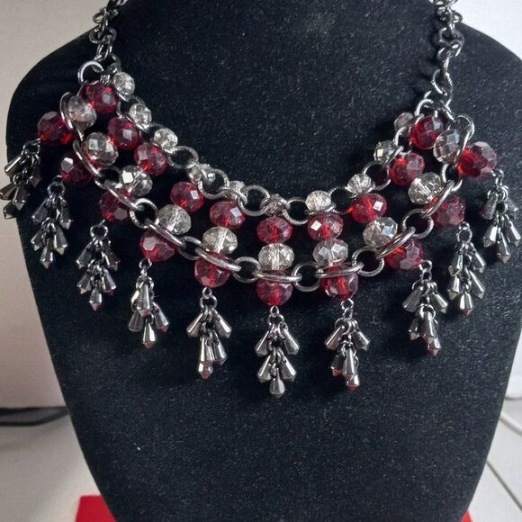 Erica Lyons Statement Red and Clear Beaded Necklace - Picture 1 of 9